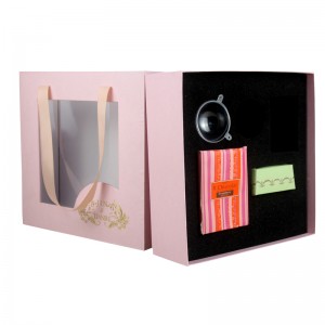 Elegance Tote Box wyświetla pełny zestaw herbat prezentowych z ręcznie prezentowanym pudełkiem